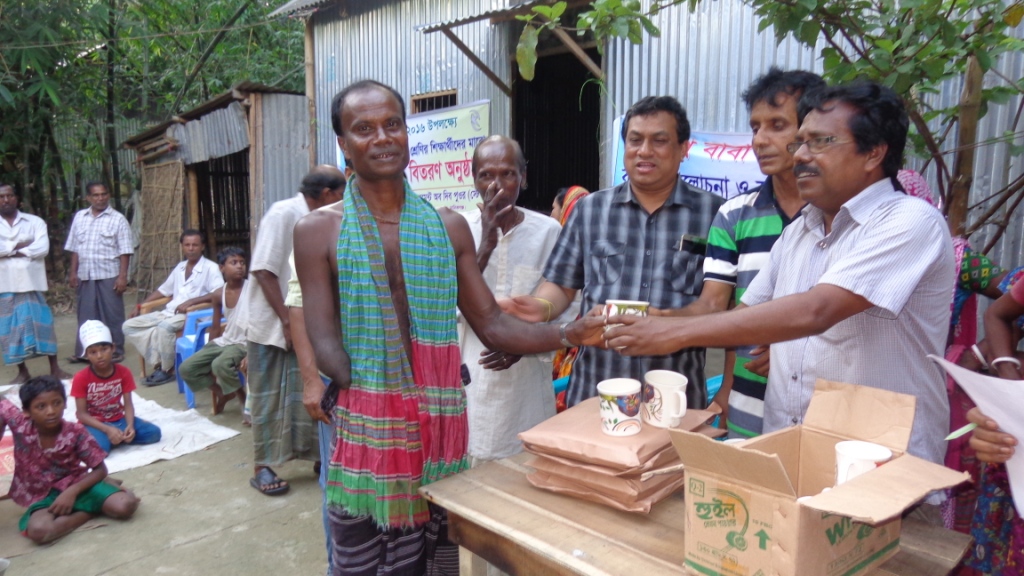 লোকজন আমার কাজের মূল্য দিতাসে তাতেই আমি খুশি