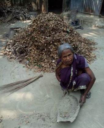 আদর বানু কাহিনী
