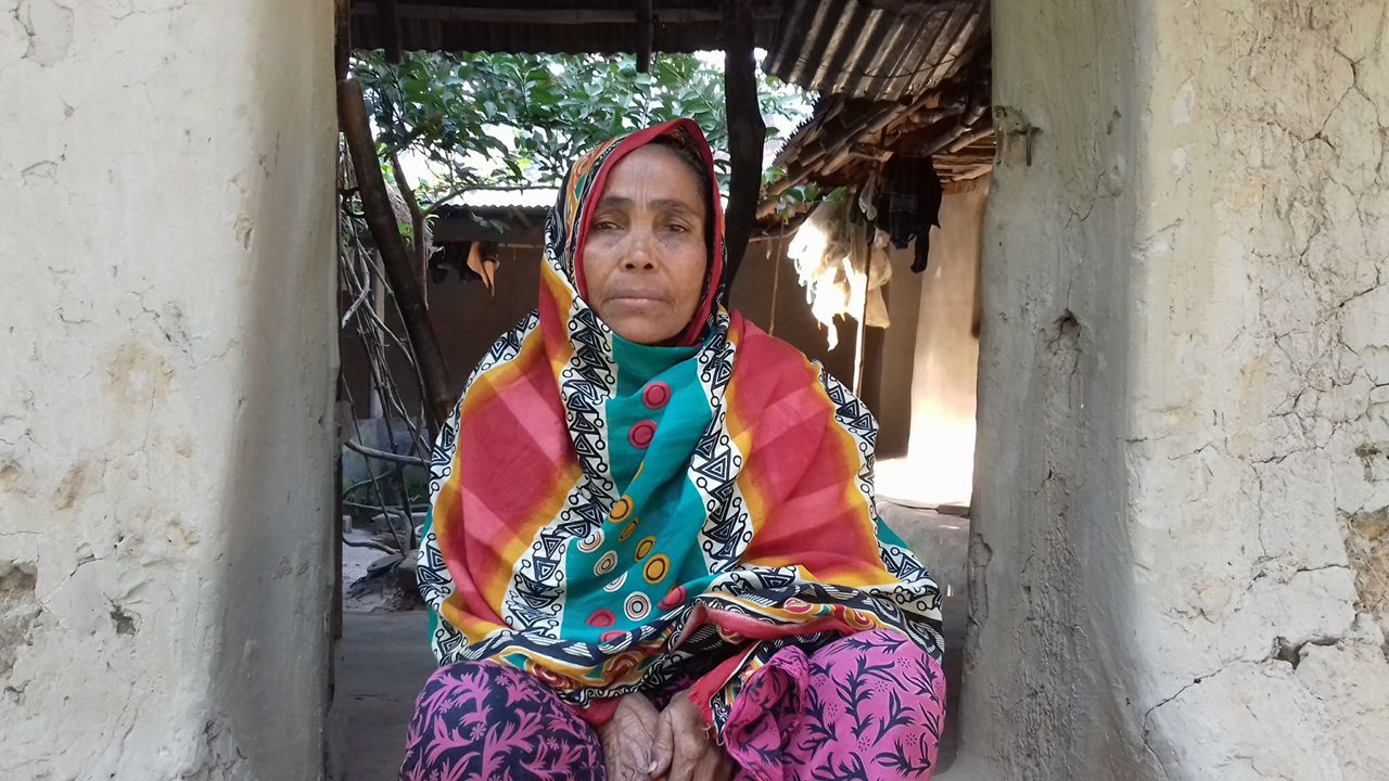 প্রতিবেশীর সহযোগি হালিমা বেগম