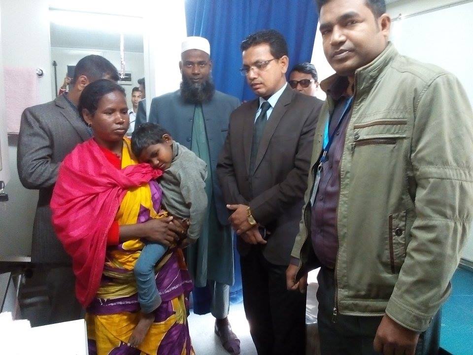 তানোরে প্রতিবন্ধীদের বিনা পয়সায় চিকিৎসা