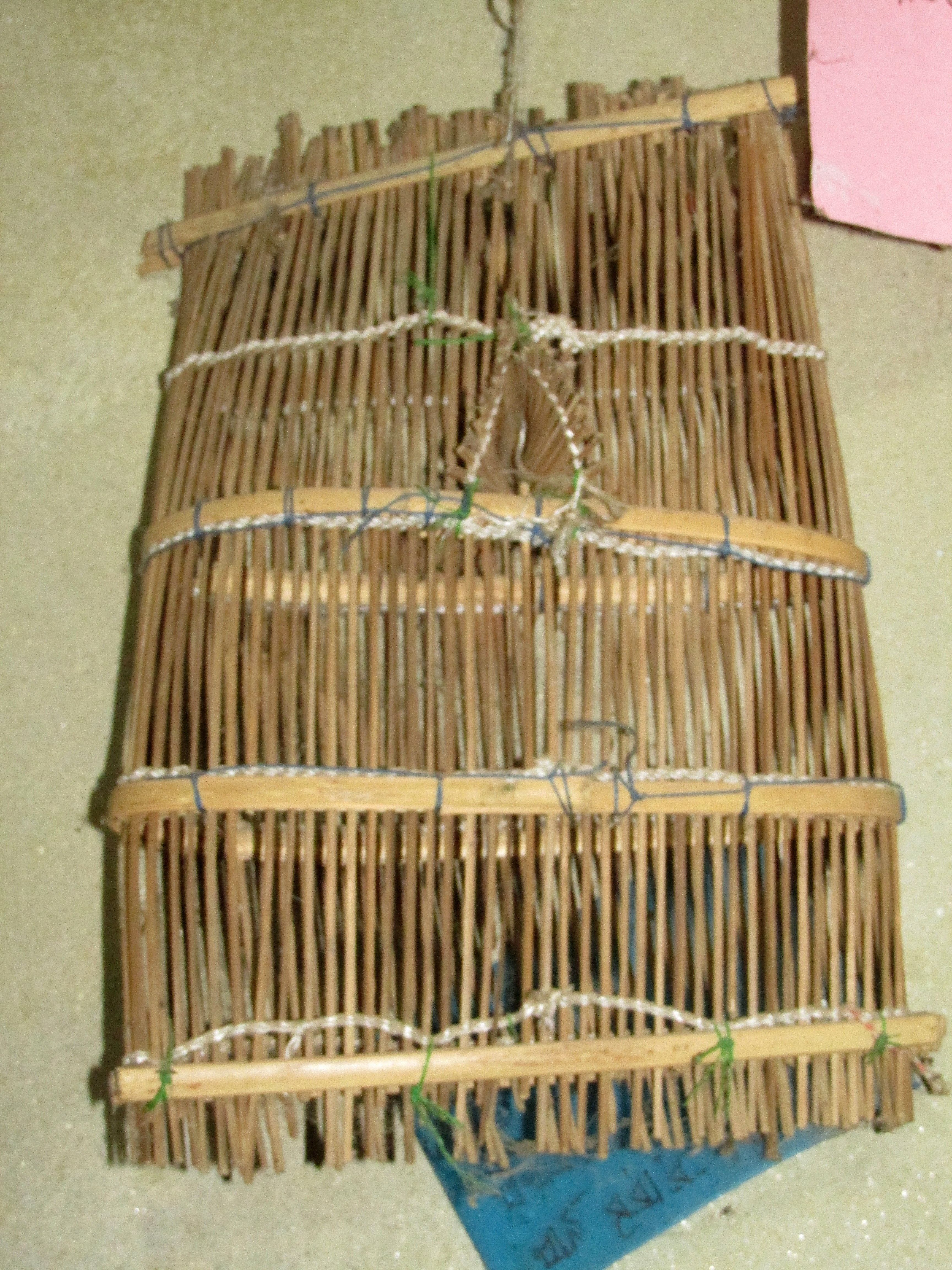 হারিয়ে যাওয়া নদী ও মাছ ধরার উপকরণ