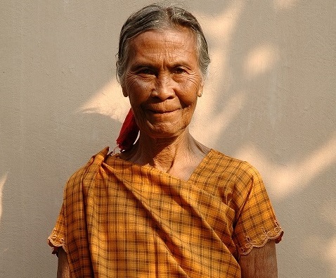 মুক্তিযোদ্ধা কাঁকন বিবির প্রতি বারসিকনিউজ এর শ্রদ্ধা