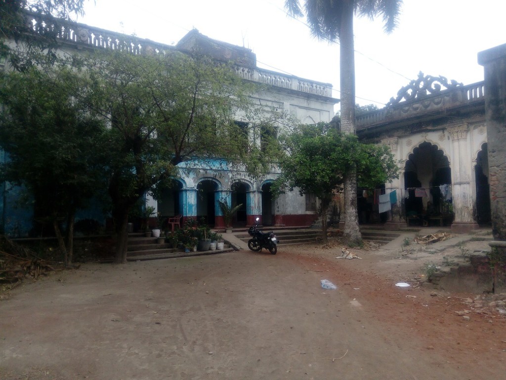 Town Sreepur Jomidar Bari (2)