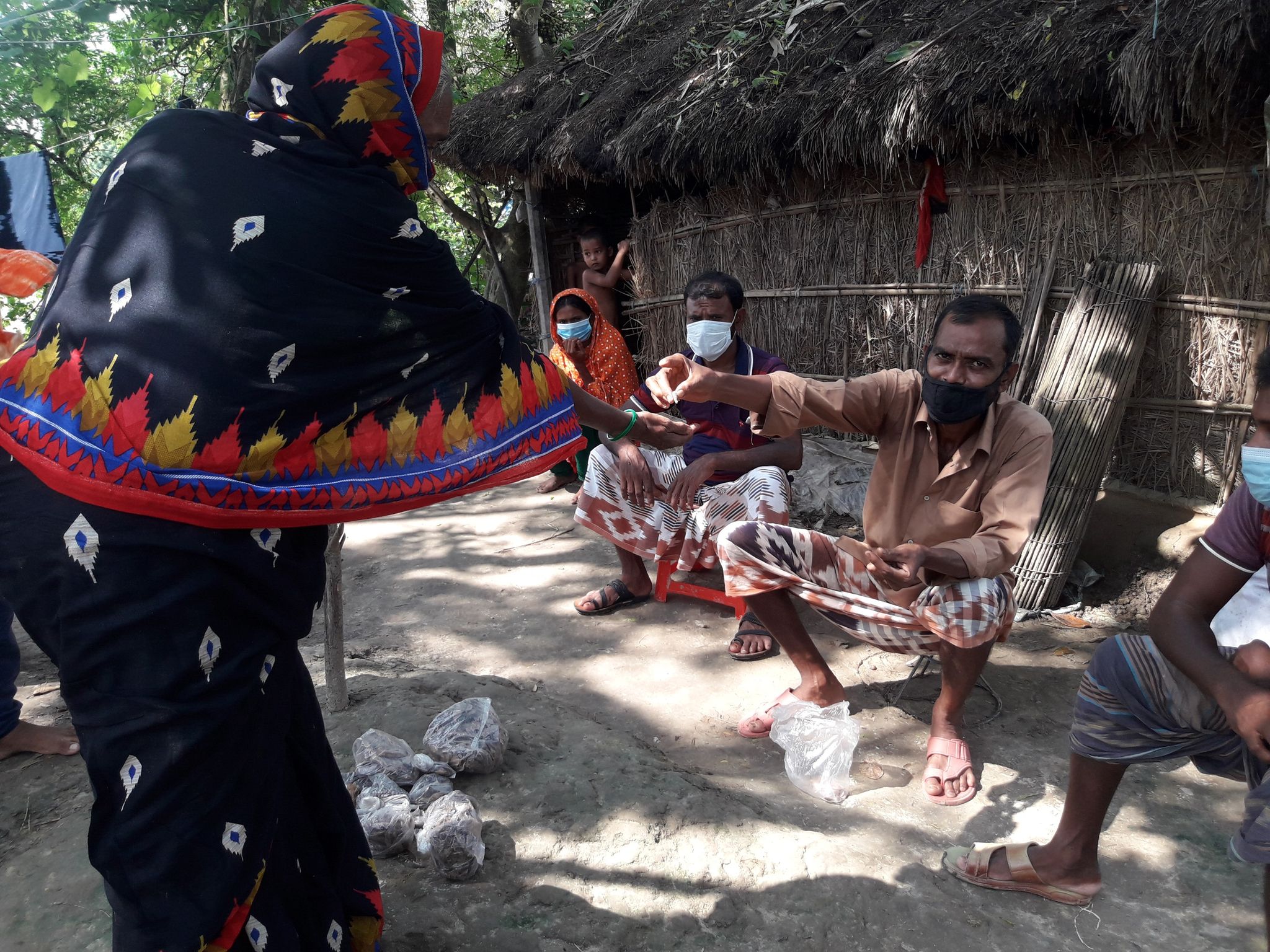 বীজ বিনিময়ের মাধ্যমে কৃষকদের পারস্পারিক সম্পর্ক উন্নয়ন হয়