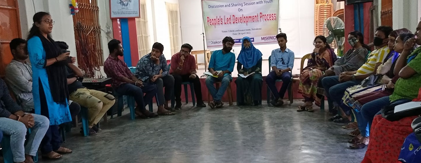 যুব নেতৃত্বই গড়ে তুলবে মানবিক সমাজ