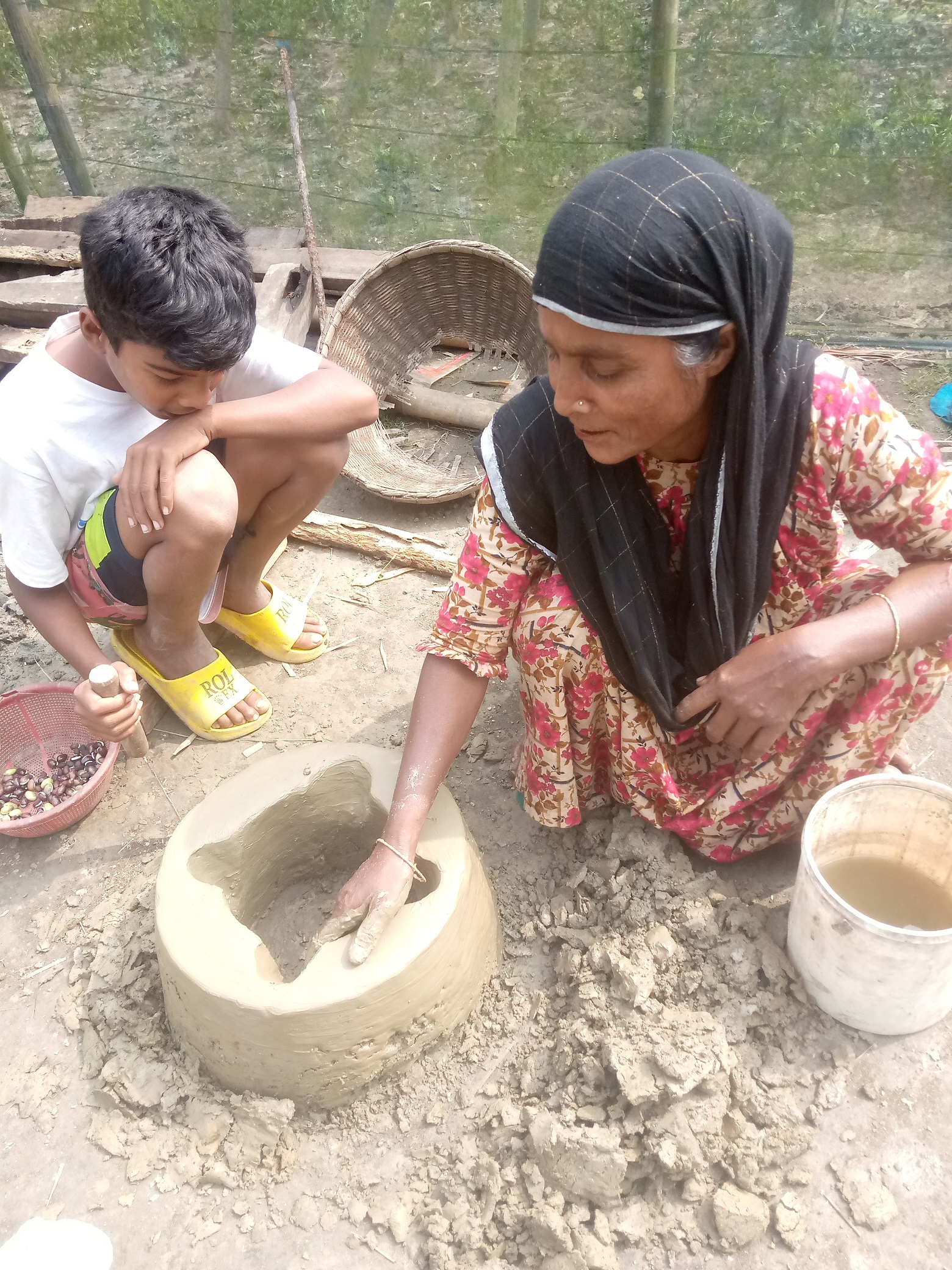 একটি মাটির চুলা, নারীর চর্চা ও পরিবেশ সংরক্ষণ