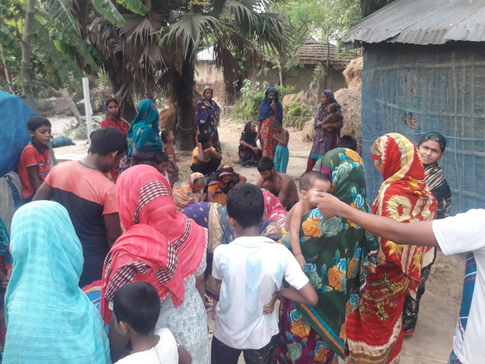 ঐক্যবদ্ধ হলে অধিকার আদায় করা যায়