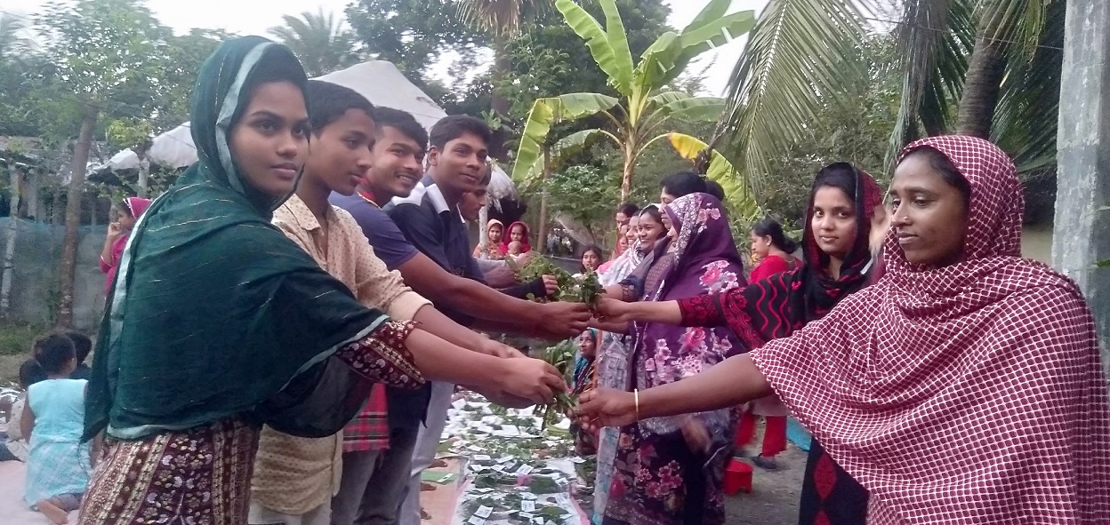 নানান প্রতিকূলতার মাঝে উদ্ভিদ বৈচিত্র্য টিকিয়ে রাখার চেষ্টা