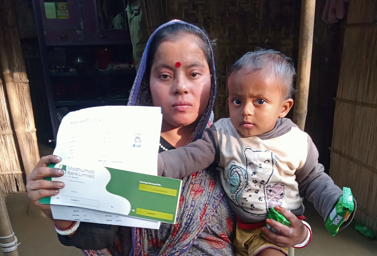 মাতৃত্বকালীন ভাতায় আশার আলো দেখছেন দিপালী