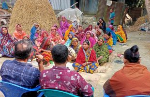 প্রাণি সম্পদ স্বাস্থ্য সুরক্ষায় সচেতন হতে হবে