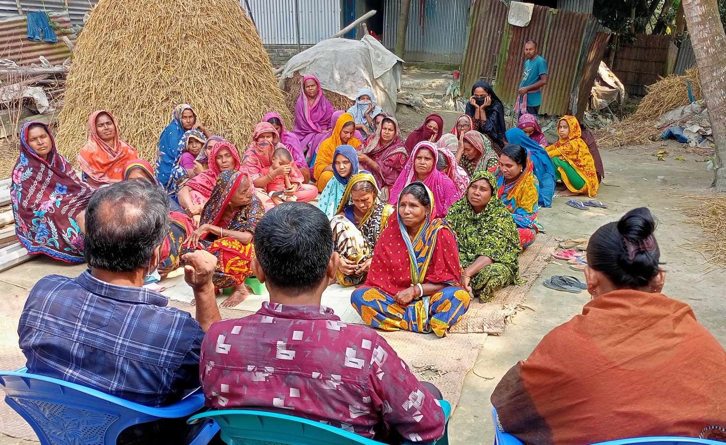 প্রাণি সম্পদ স্বাস্থ্য সুরক্ষায় সচেতন হতে হবে