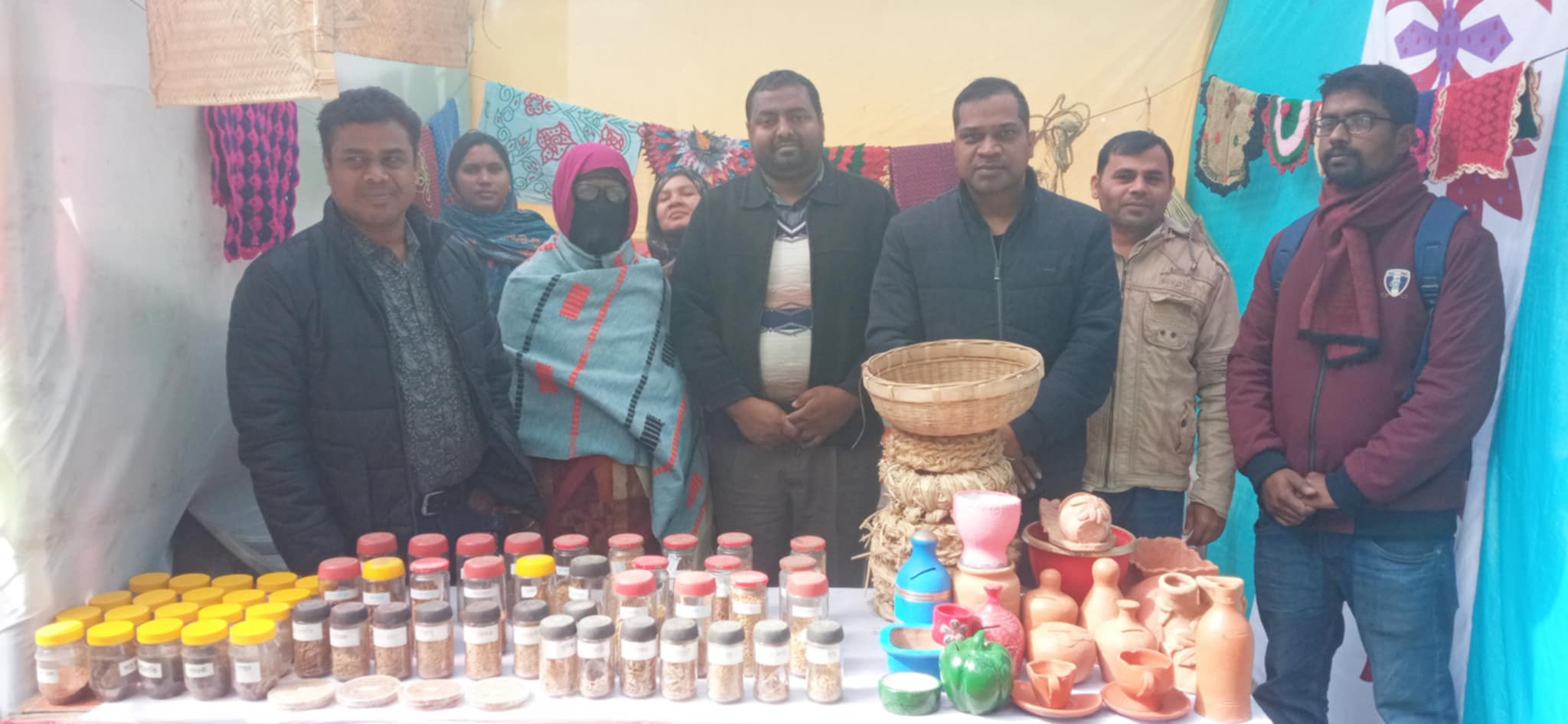 রাজশাহীতে লোক ও কারুশিল্প মেলা এবং পিঠা উৎসব অনুষ্ঠিত